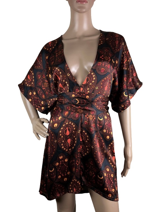 Reformation Dresses & Skirts - REFORMATION PRINTED V-NECK MINI DRESS